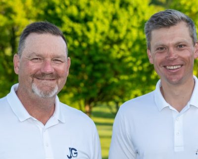 Jonas Golz und Stefan Königer, PGA Golflehrer auf dem Golfplatz